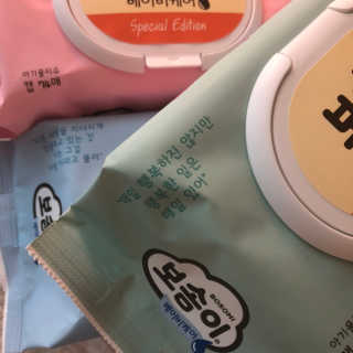 보솜이 아기물티슈 베이비케어 푸에디션 캡 74매 10입 — 5점을 준 리뷰어가 2019년 4월 올린 사용 사진