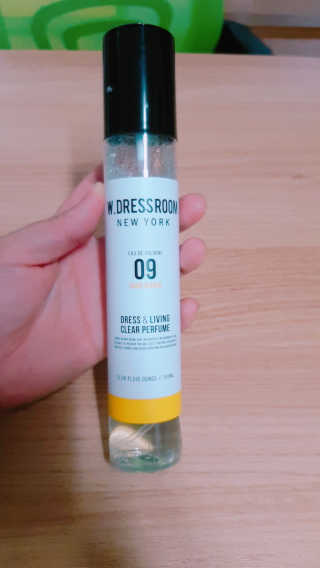 더블유드레스룸 드레스퍼퓸 150ml — 3점을 준 리뷰어가 2018년 10월 올린 사용 사진