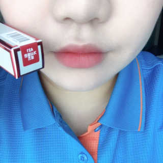 [블랙루즈] 에어 핏 벨벳 틴트4 1+1 — 4점을 준 리뷰어가 2019년 7월 올린 사용 사진