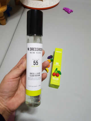 더블유드레스룸 드레스퍼퓸 150ml — 4.67점을 준 리뷰어가 2018년 10월 올린 사용 사진