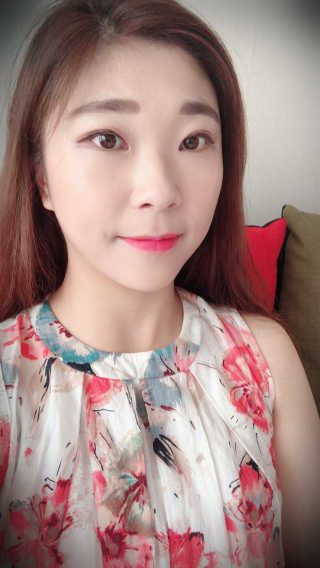 [블랙루즈] 컬러 락 하트 틴트 1+1 — 5점을 준 리뷰어가 2019년 8월 올린 사용 사진