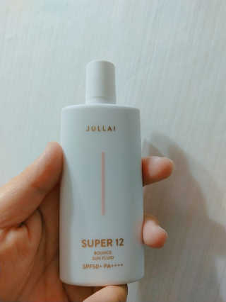 쥴라이Jullai 슈퍼 12 바운스 선 플루이드 SPF50+ PA++++ — 4.5점을 준 리뷰어가 2019년 7월 올린 사용 사진