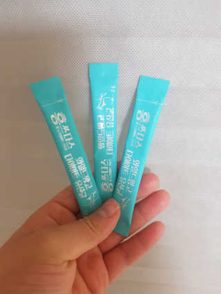 홍쓰다스 다이어트유산균, 체지방감소와 장건강개선 — 4.5점을 준 리뷰어가 2020년 3월 올린 사용 사진