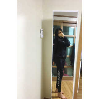 yogareflex PODIUM 요가리플렉스 로고 디자인 롱 팬츠 — 4점을 준 리뷰어가 2017년 4월 올린 사용 사진