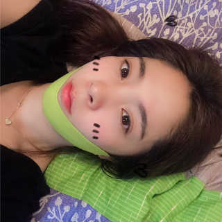 스케덤 시카 리프팅밴드 — 3점을 준 리뷰어가 2019년 4월 올린 사용 사진