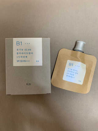 톤28 유기농 블루라이트 방어 UV 차단거리 건성용 B1 — 5점을 준 리뷰어가 2019년 5월 올린 사용 사진