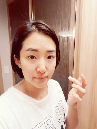 디시크릿 펩타이드 슈퍼 모이스처라이징 에센스 — 5점을 준 리뷰어가 2018년 3월 올린 사용 사진