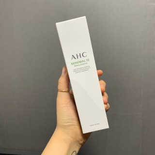 AHC 에이 에이치 씨 미니멀 10 워터리 에센스 — 5점을 준 리뷰어가 2018년 12월 올린 사용 사진