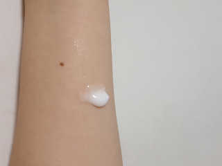 세바메드 모이스처라이징 바디로션 400ml — 5점을 준 리뷰어가 2019년 7월 올린 사용 사진