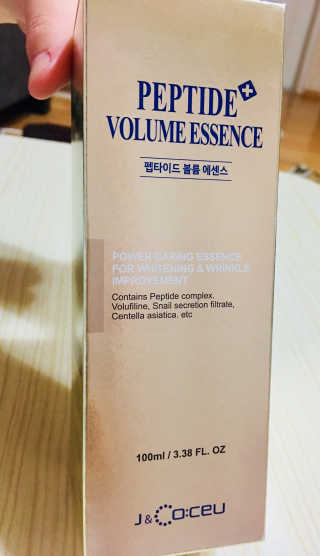 닥터펩티 제이앤코슈 펩타이드 볼륨 에센스 — 5점을 준 리뷰어가 2019년 4월 올린 사용 사진