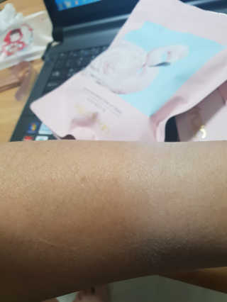 아크틱오션 아스타잔틴 앰플 톤 업 크림 — 5점을 준 리뷰어가 2019년 2월 올린 사용 사진