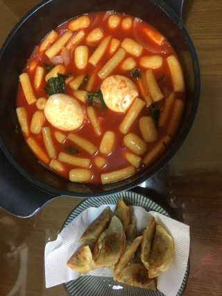 미쓰리떡볶이 just 10 min 패키지 — 4.17점을 준 리뷰어가 2018년 5월 올린 사용 사진
