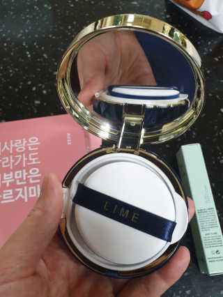라임코스메틱 V 콜라겐 앰플 쿠션 — 5점을 준 리뷰어가 2020년 2월 올린 사용 사진