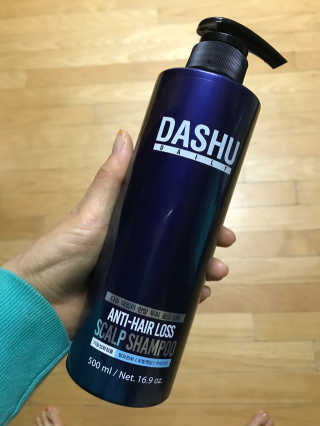 다슈코리아 다슈 데일리 한방 두피 골드 샴푸 500ml — 4.17점을 준 리뷰어가 2017년 11월 올린 사용 사진
