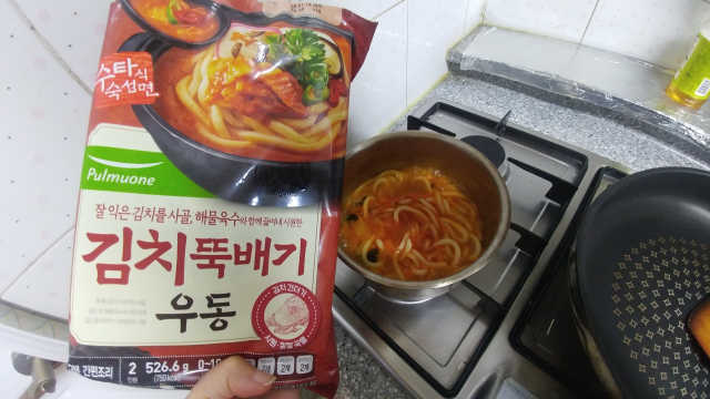 [풀무원] 김치뚝배기우동 2인분 X2 리뷰 사진