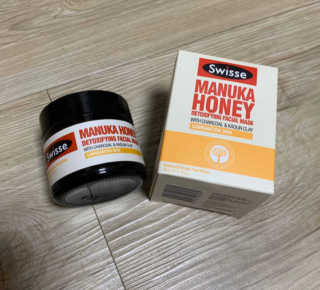 SWISSE 스위스 마누카 허니 디톡시파잉 페이셜 마스크 — 5점을 준 리뷰어가 2020년 1월 올린 사용 사진