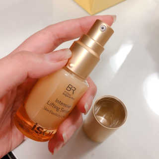 아이소이 불가리안 로즈 인텐시브 리프팅 세럼 20ml 탄력세럼 — 3.33점을 준 리뷰어가 2018년 11월 올린 사용 사진