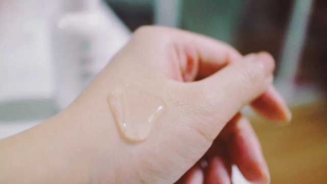 노니 퍼펙트 디자인 에센스 리뷰 사진