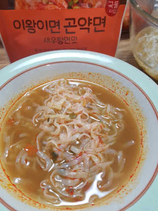 아임웰 이왕이면 곤약면 2종 — 5점을 준 리뷰어가 2019년 10월 올린 사용 사진