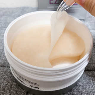 [더마펌] 인텐시브케어 아이존 패치 — 5점을 준 리뷰어가 2019년 10월 올린 사용 사진