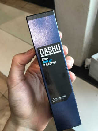 다슈코리아 다슈 맨즈 톤 업 비비로션 40ml — 5점을 준 리뷰어가 2018년 9월 올린 사용 사진