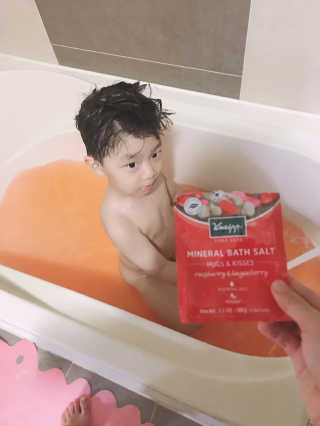 [크나이프] 메시지패키지 입욕제 3종 세트 - 배쓰솔트 — 5점을 준 리뷰어가 2019년 9월 올린 사용 사진