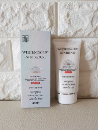지고트 화이트닝 유브이 썬블럭 크림 70ml,1+1 — 5점을 준 리뷰어가 2019년 8월 올린 사용 사진