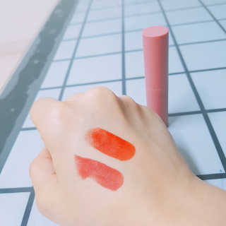 [블랙루즈] 로즈 벨벳 립스틱 택1+랜덤1 — 4점을 준 리뷰어가 2019년 2월 올린 사용 사진