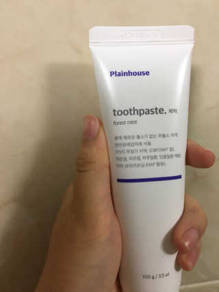 플레인하우스 토탈케어 치약 2개+쿼드클린 칫솔 4개 — 5점을 준 리뷰어가 2018년 7월 올린 사용 사진