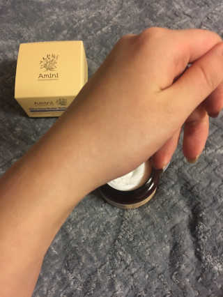 아미니 울트라 시어버터 바디크림 — 4.5점을 준 리뷰어가 2019년 1월 올린 사용 사진