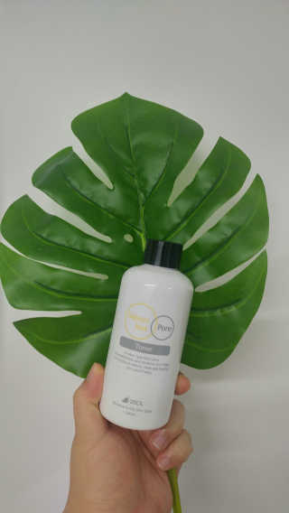 이솔화장품 이솔 세범 리스 포어 토너 200ml — 5점을 준 리뷰어가 2018년 8월 올린 사용 사진