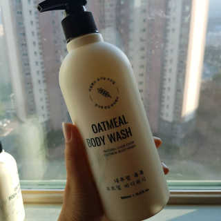 (주)에네스티 내추럴 촉촉  오트밀 바디워시 500ml — 5점을 준 리뷰어가 2019년 12월 올린 사용 사진
