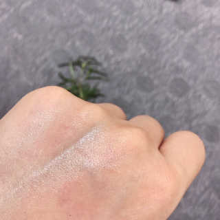 비건화장품 멜릭서 내 피부를 위한 비건케어, 멜릭서 비타민세럼 — 5점을 준 리뷰어가 2019년 5월 올린 사용 사진
