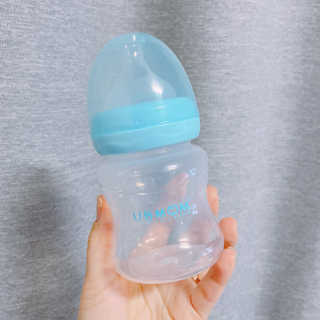 유비맘 신생아젖병 120ml 트리플팩_ 젖꼭지 포함 — 5점을 준 리뷰어가 2020년 2월 올린 사용 사진