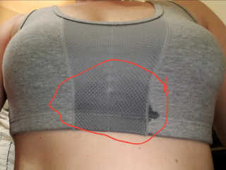 크리비아 Clivia Padded Yoga Sports Bra — 4.67점을 준 리뷰어가 2018년 7월 올린 사용 사진
