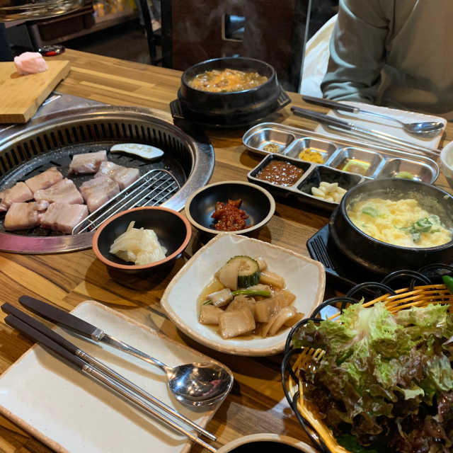 [황우장사] 삼겹살1인분 + 목살2인분 리뷰 사진