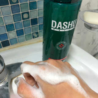 다슈코리아 다슈 데일리 아크네 릴렉스 바디워시 500ml — 5점을 준 리뷰어가 2019년 11월 올린 사용 사진