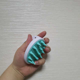 달리프 베러 퍼퓸 샴푸 1000ml 레이니데이 or 일랑로즈 — 5점을 준 리뷰어가 2020년 2월 올린 사용 사진
