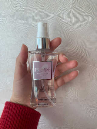 레드컨테이너 페로몬향 퍼퓸 바디미스트 80ml — 5점을 준 리뷰어가 2020년 1월 올린 사용 사진