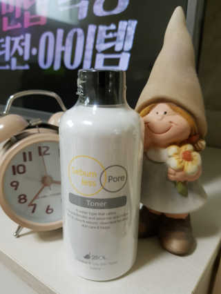 이솔화장품 이솔 세범 리스 포어 토너 200ml — 4점을 준 리뷰어가 2018년 8월 올린 사용 사진