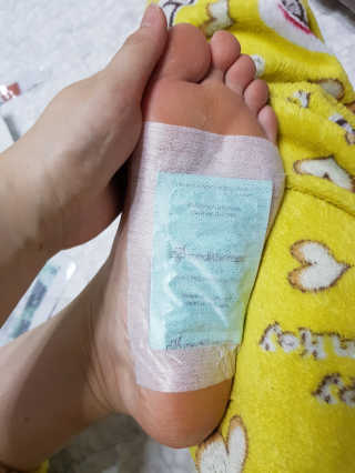 메디테라피 더마 릴렉스 힐링패치 — 3.5점을 준 리뷰어가 2018년 4월 올린 사용 사진