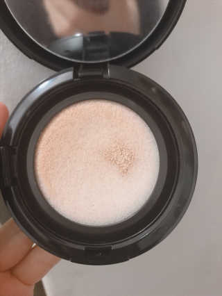 리하셀 아우라 쿠션 팩트 21호,23호 SPF50+ PA++++ — 5점을 준 리뷰어가 2019년 10월 올린 사용 사진