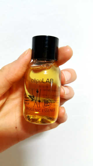 세포랩 바이오제닉 에센스 30ml 특별팩 — 4.33점을 준 리뷰어가 2018년 5월 올린 사용 사진
