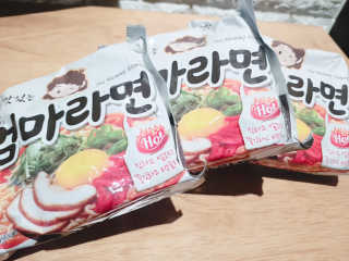 라면 그대로가 제일 맛있는 더엄마라면 — 5점을 준 리뷰어가 2019년 9월 올린 사용 사진