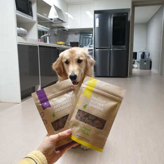 [브루클린펫코] 프리미엄 강아지 수제 쿠키 2종 SET — 1점을 준 리뷰어가 2020년 3월 올린 사용 사진