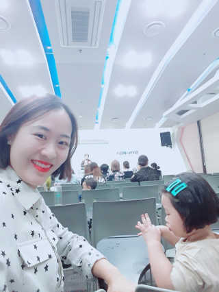 터치인솔 프리티필터 쉬폰 벨벳 립틴트 — 4.5점을 준 리뷰어가 2018년 10월 올린 사용 사진