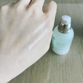 블랑벨 스피루리나 에메랄드 에센스 — 3.17점을 준 리뷰어가 2018년 3월 올린 사용 사진