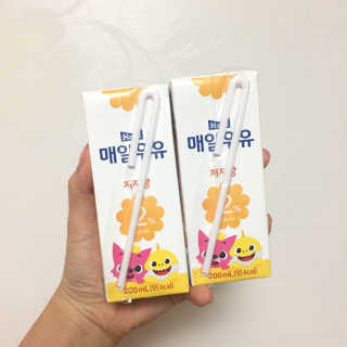 매일우유 멸균 매일우유 저지방 2프로 멸균 핑크퐁 에디션 6입 — 4.83점을 준 리뷰어가 2018년 1월 올린 사용 사진