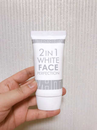 피움 스킨바리스타 2in1 화이트 페이스 퍼펙션 50ml — 3.5점을 준 리뷰어가 2018년 10월 올린 사용 사진