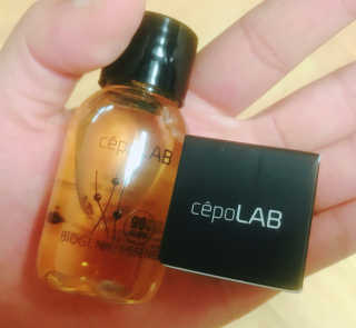 세포랩 바이오제닉 에센스 30ml 특별팩 — 4.17점을 준 리뷰어가 2018년 5월 올린 사용 사진